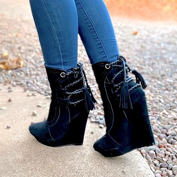 Colin Stuart Shoes - Colin Stuart | Black Wedge Suede Rope Tie Boots